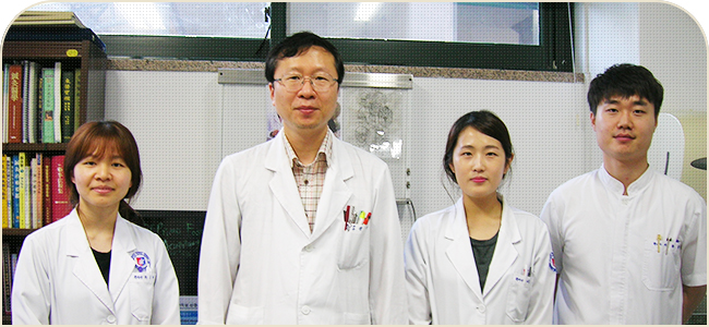 의국스토리 강은정 단체사진.jpg